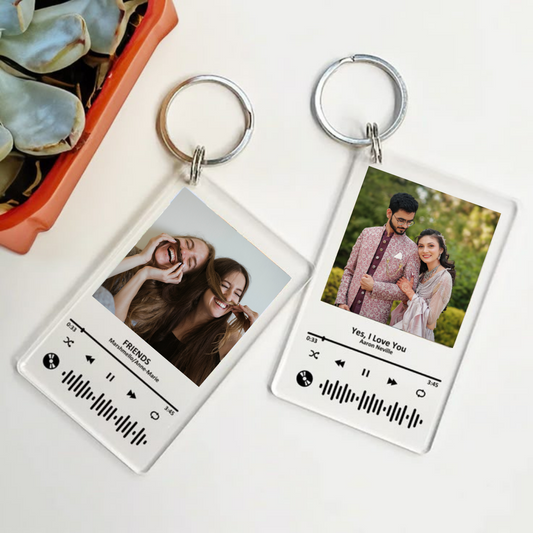 Clear acrylic keychain styled like a Spotify music player with a custom photo and song details. Custom gifting, Gifts for her, gifts for him, Spotify Keychain